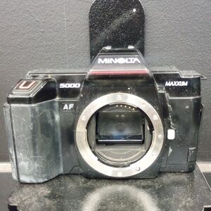 Vintage Minolta Maxxum 5000 Black Digital Camera